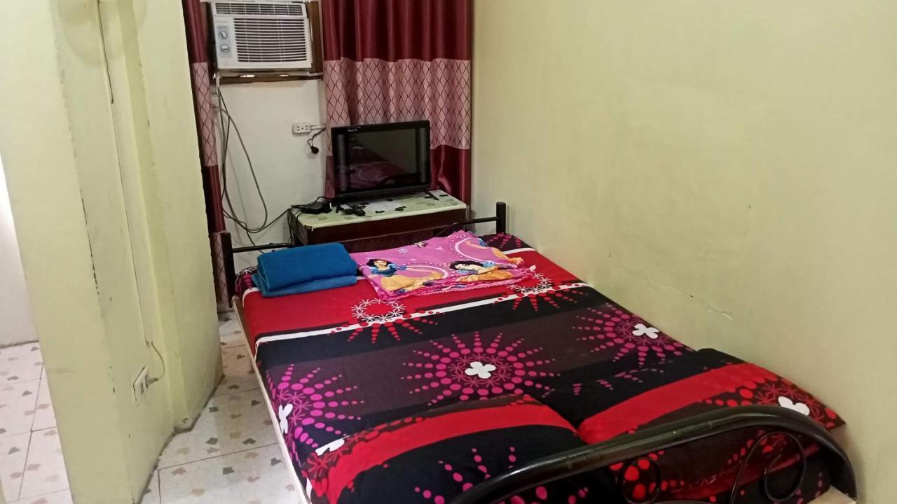 Belen Favila Transient Rooms Near Airport Terminal 3 Manilla Buitenkant foto
